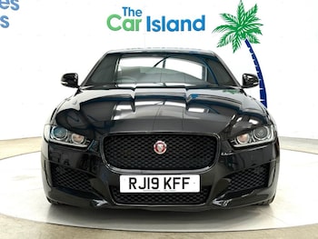 Used Jaguar XE 2019 for sale - 78372578: Photo