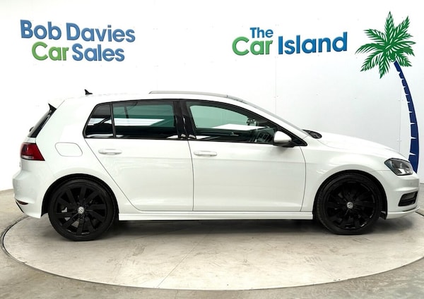 Used Volkswagen Golf 2017 for sale - 75254064: Photo 10