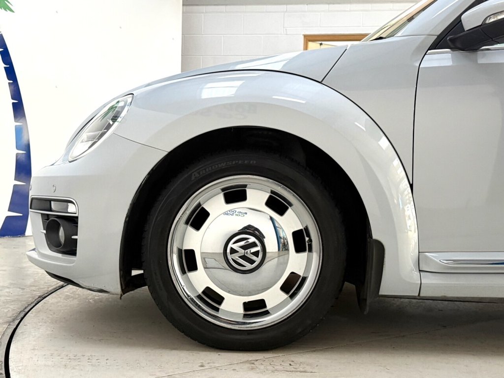 Used Volkswagen Beetle 2017 for sale - 77110893: Photo 12