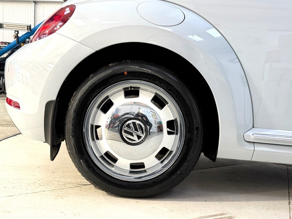 Used Volkswagen Beetle 2017 for sale - 77110893: Photo 15