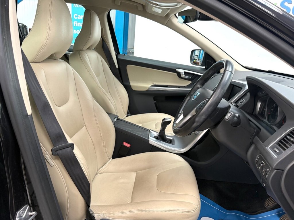 Used Volvo XC60 2017 for sale - 78153826: Photo 16