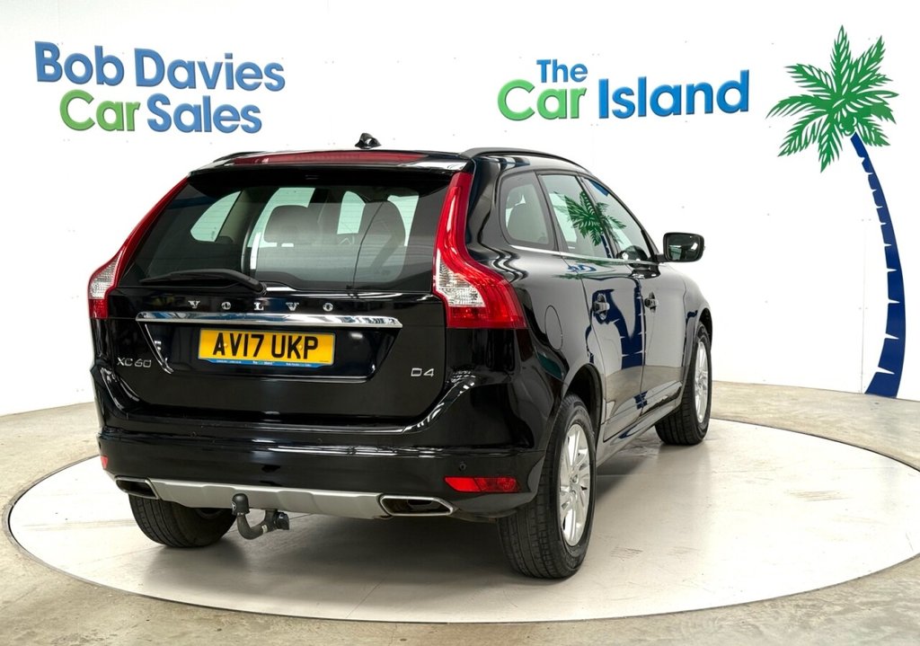 Used Volvo XC60 2017 for sale - 78153826: Photo 8