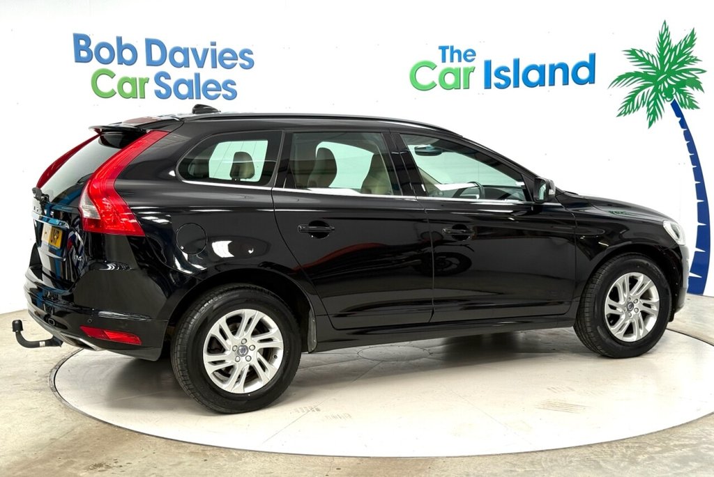 Used Volvo XC60 2017 for sale - 78153826: Photo 9