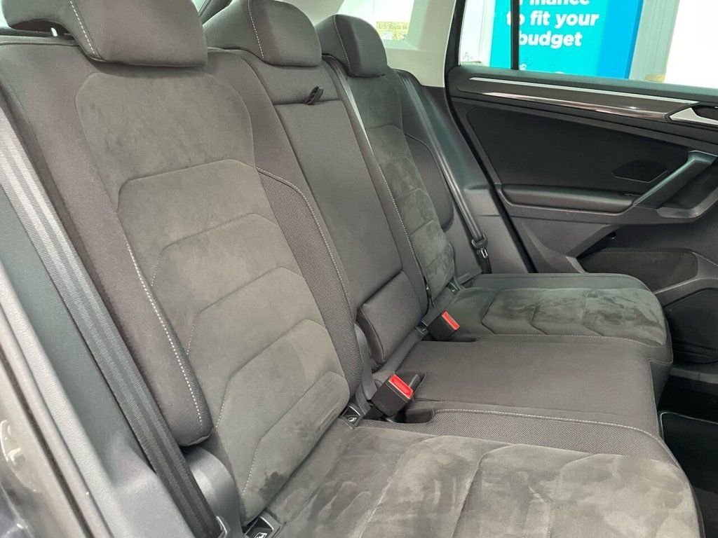 Used Volkswagen Tiguan 2019 for sale - 77037677: Photo 35
