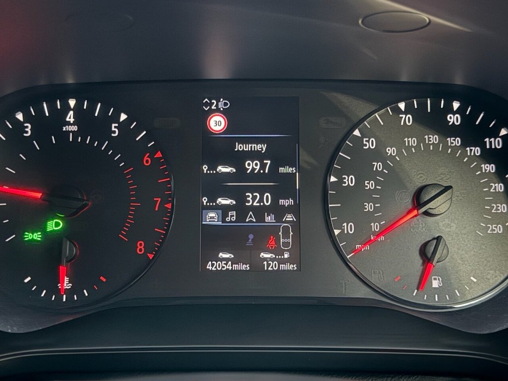 Used Renault Captur 2020 for sale - 77356525: Photo 19