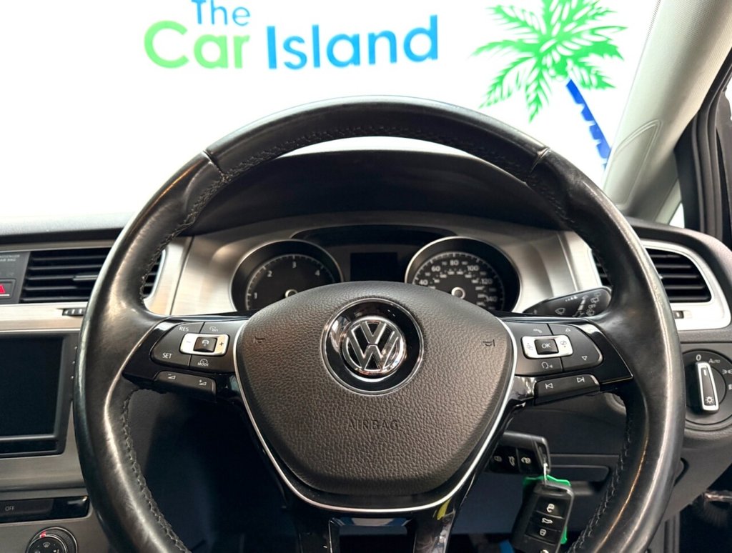 Used Volkswagen Golf 2015 for sale - 76604736: Photo 15