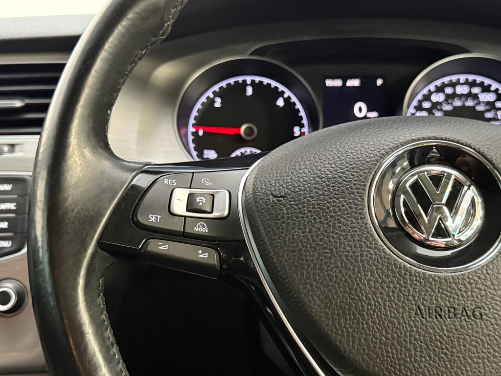 Used Volkswagen Golf 2015 for sale - 76604736: Photo 16