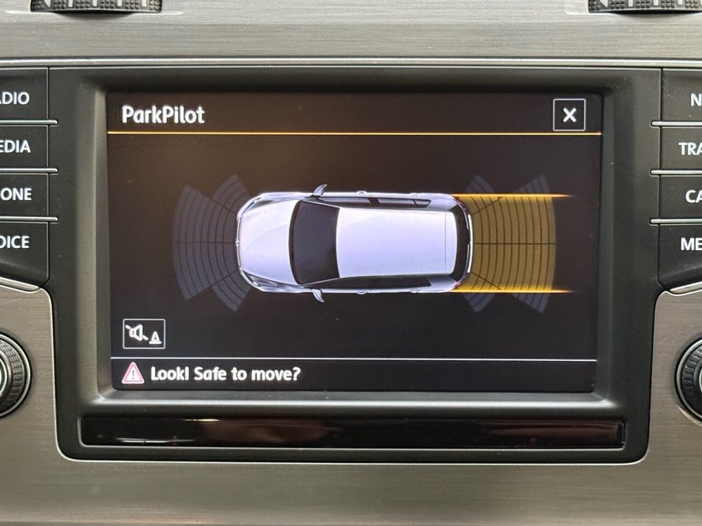 Used Volkswagen Golf 2015 for sale - 76604736: Photo 22