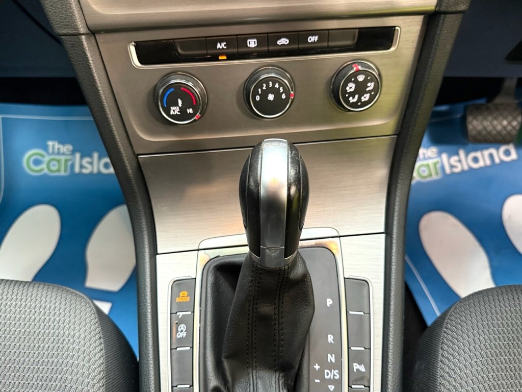 Used Volkswagen Golf 2015 for sale - 76604736: Photo 23