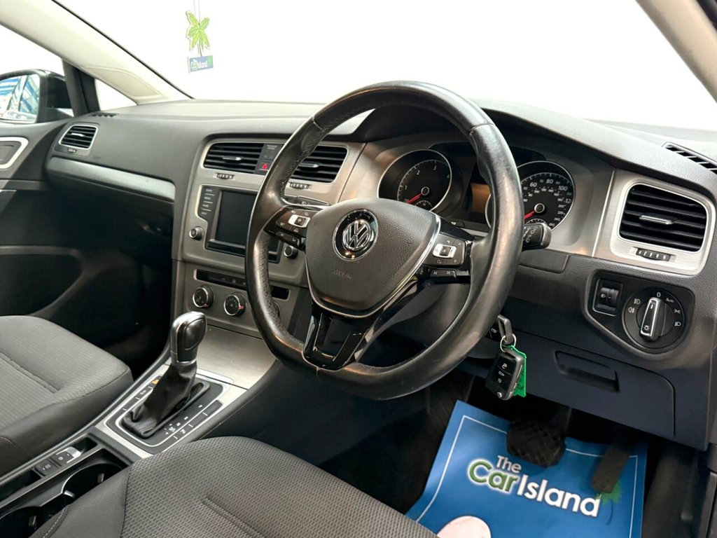 Used Volkswagen Golf 2015 for sale - 76604736: Photo 4