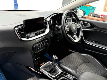 Used Kia XCeed 2020 for sale - 79233606: Photo