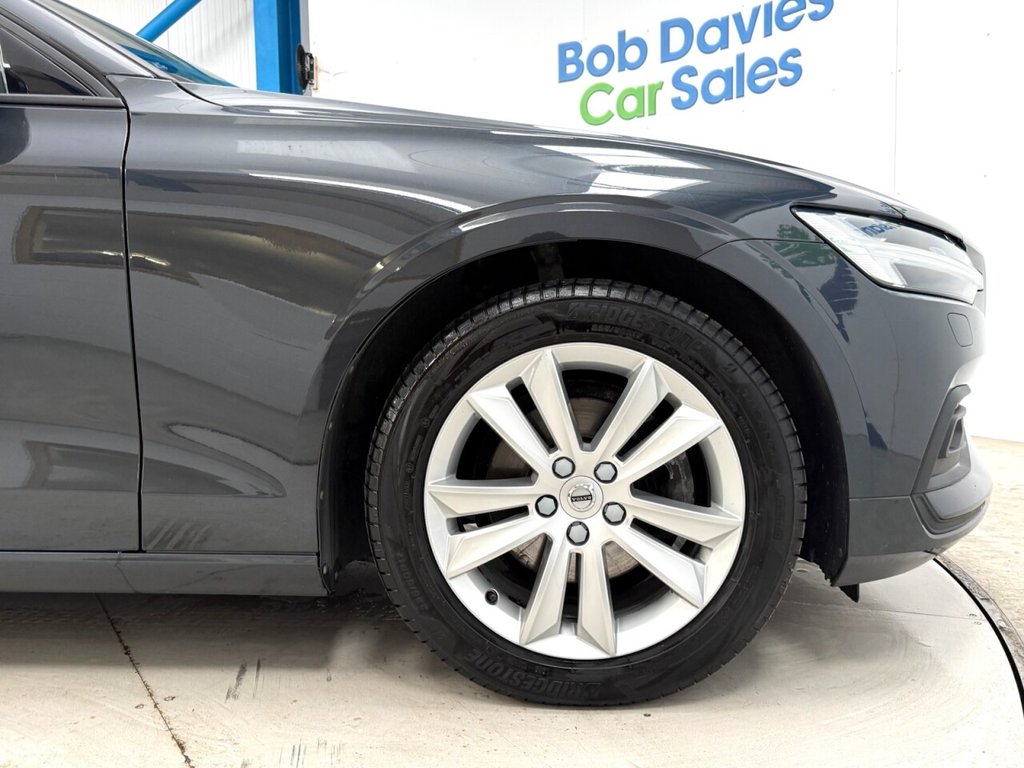 Used Volvo V60 2019 for sale - 77806306: Photo 13