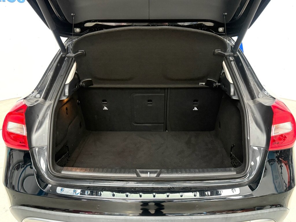 Used Mercedes-Benz GLA 2018 for sale - 76698714: Photo 33