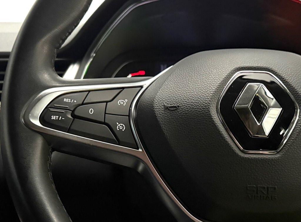 Used Renault Captur 2021 for sale - 76582632: Photo 17