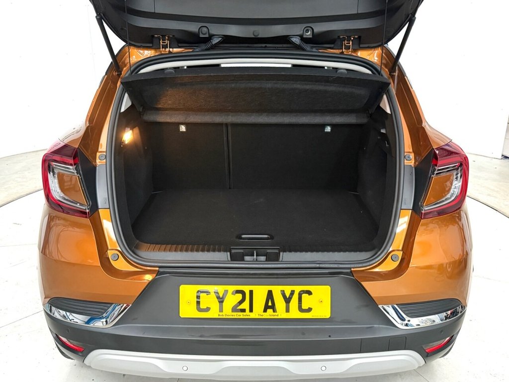 Used Renault Captur 2021 for sale - 76582632: Photo 31