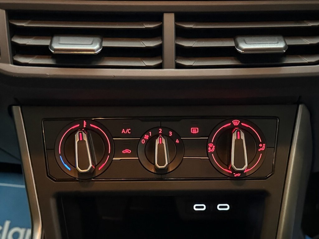 Used Volkswagen Polo 2020 for sale - 76582523: Photo 24