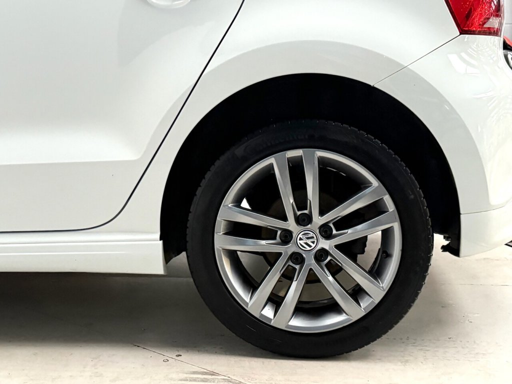 Used Volkswagen Polo 2017 for sale - 76434400: Photo 14