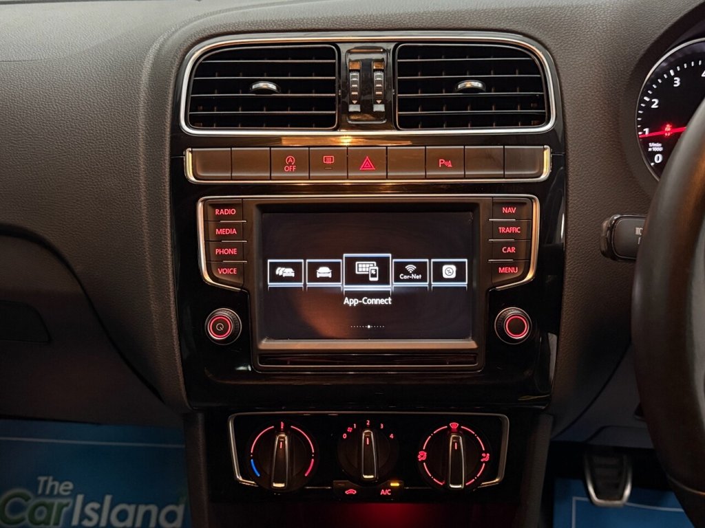 Used Volkswagen Polo 2017 for sale - 76434400: Photo 23