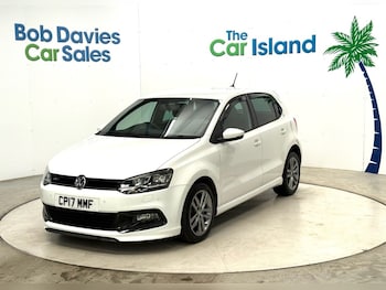 Used Volkswagen Polo 2017 for sale - 76434400: Photo