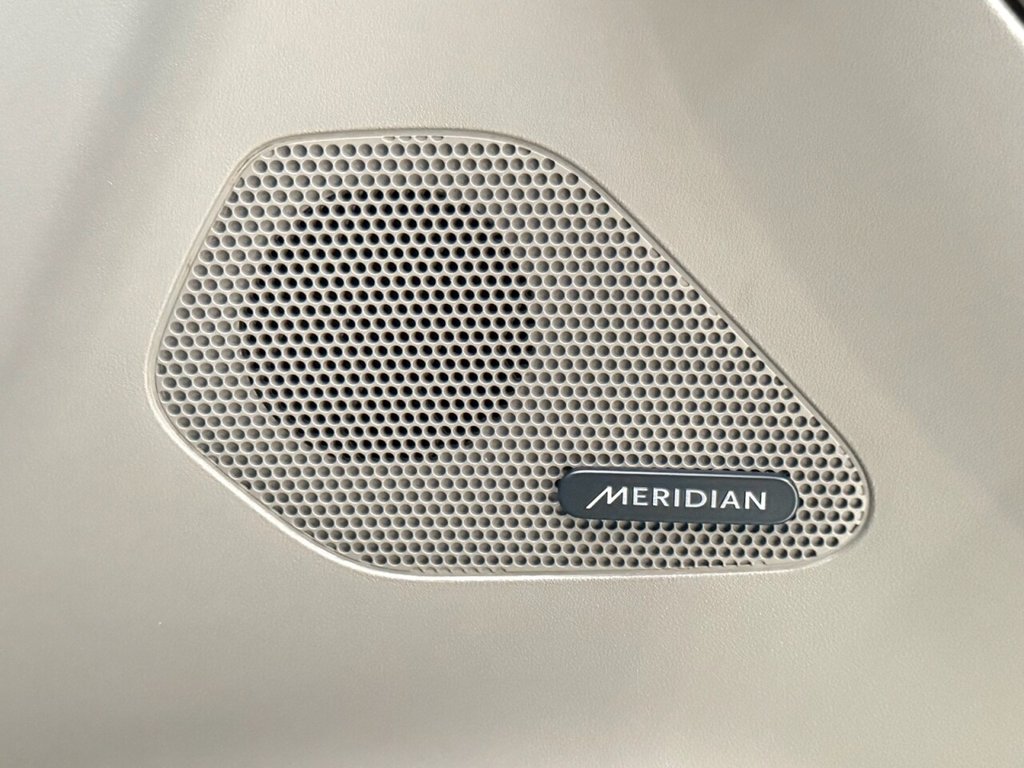 Used Jaguar F-Pace 2017 for sale - 77849569: Photo 19