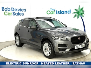 Used Jaguar F-Pace 2017 for sale - 77849569: Photo