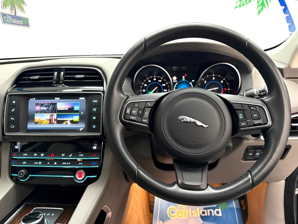 Used Jaguar F-Pace 2017 for sale - 77849569: Photo 20