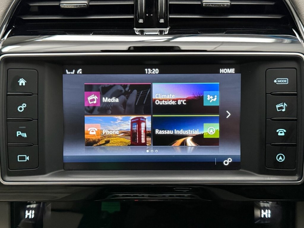 Used Jaguar F-Pace 2017 for sale - 77849569: Photo 27