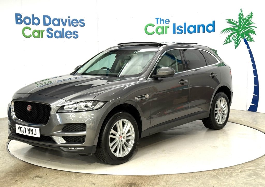Used Jaguar F-Pace 2017 for sale - 77849569: Photo 3