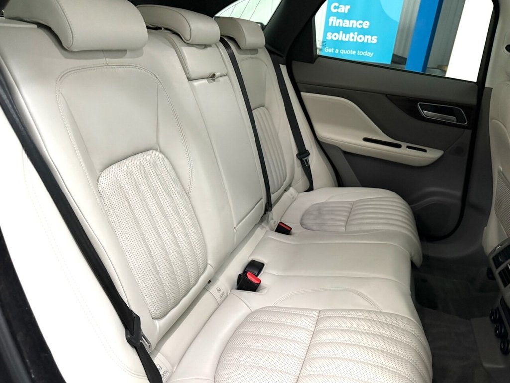 Used Jaguar F-Pace 2017 for sale - 77849569: Photo 36
