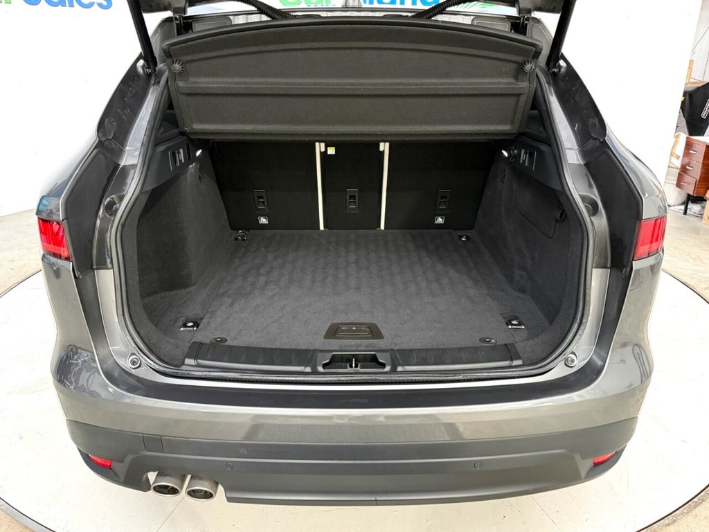 Used Jaguar F-Pace 2017 for sale - 77849569: Photo 37