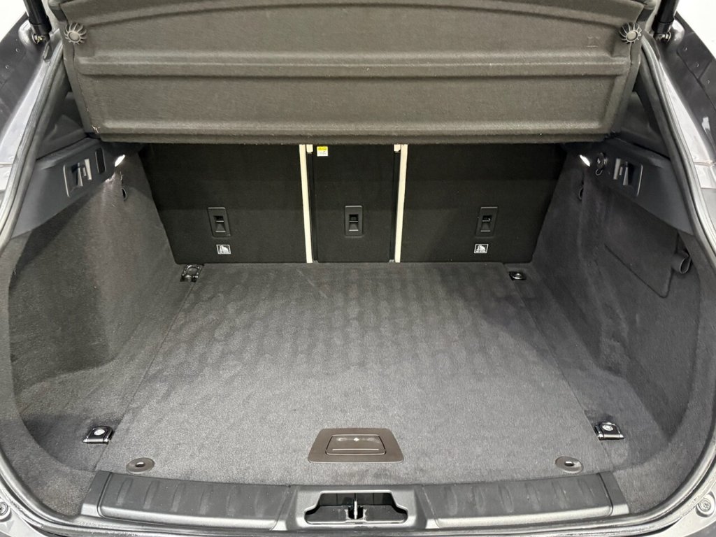 Used Jaguar F-Pace 2017 for sale - 77849569: Photo 38