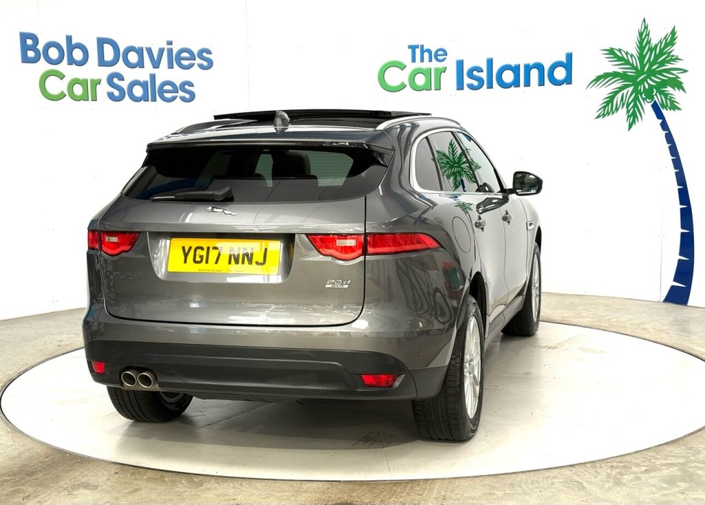 Used Jaguar F-Pace 2017 for sale - 77849569: Photo 8