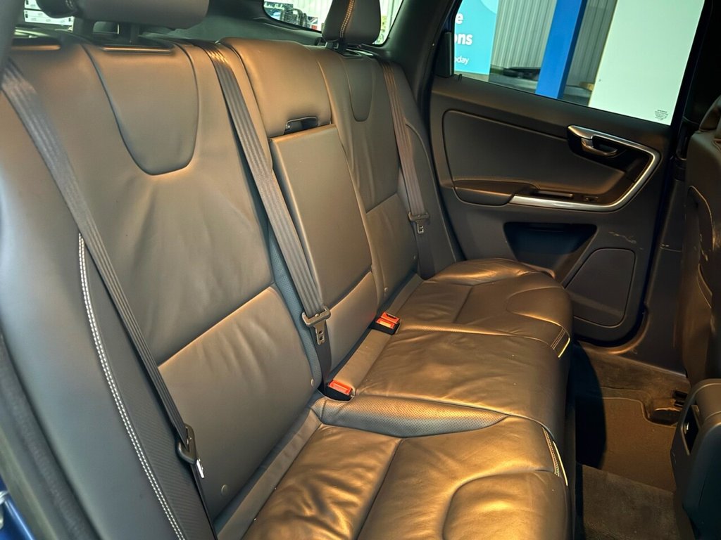 Used Volvo XC60 2017 for sale - 77027457: Photo 28