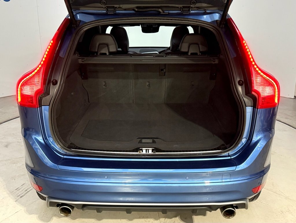 Used Volvo XC60 2017 for sale - 77027457: Photo 29