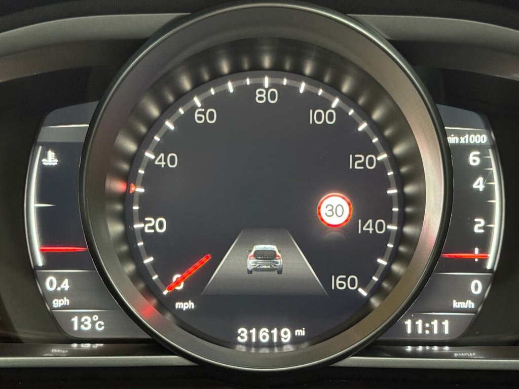 Used Volvo V40 2019 for sale - 76569760: Photo 24