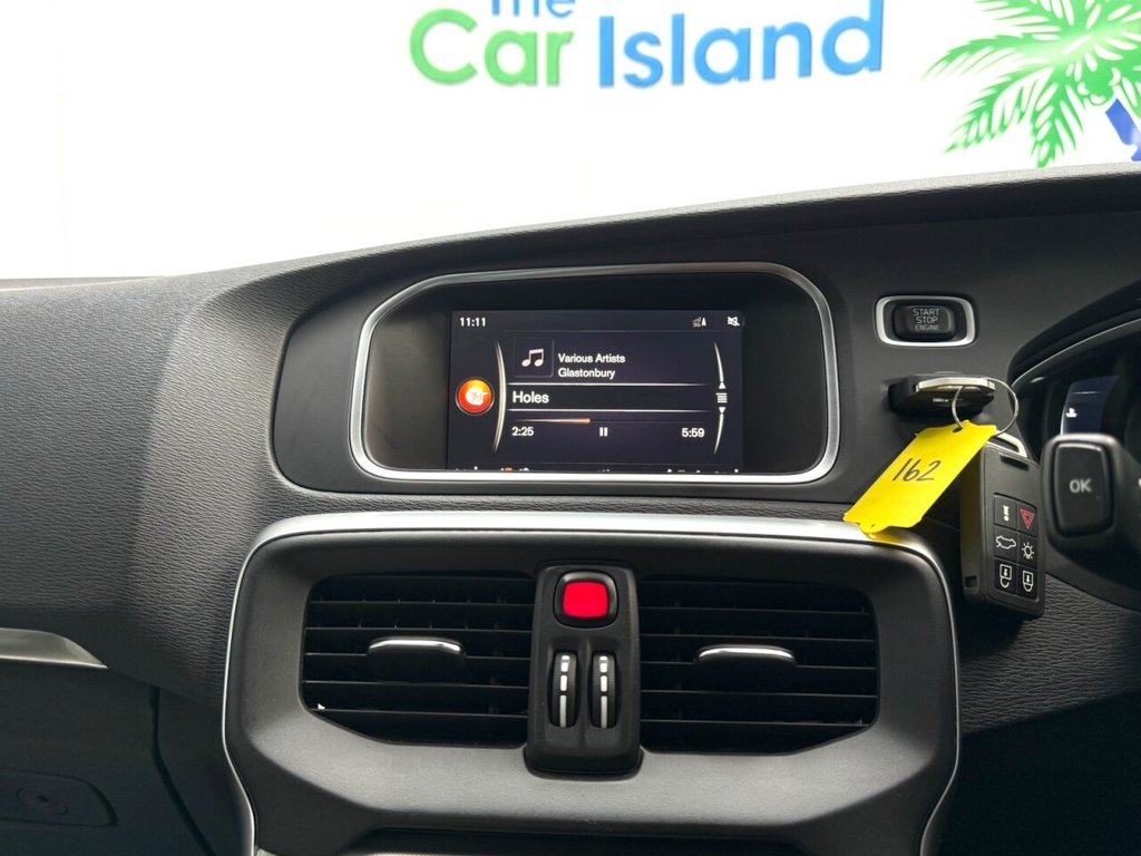 Used Volvo V40 2019 for sale - 76569760: Photo 25