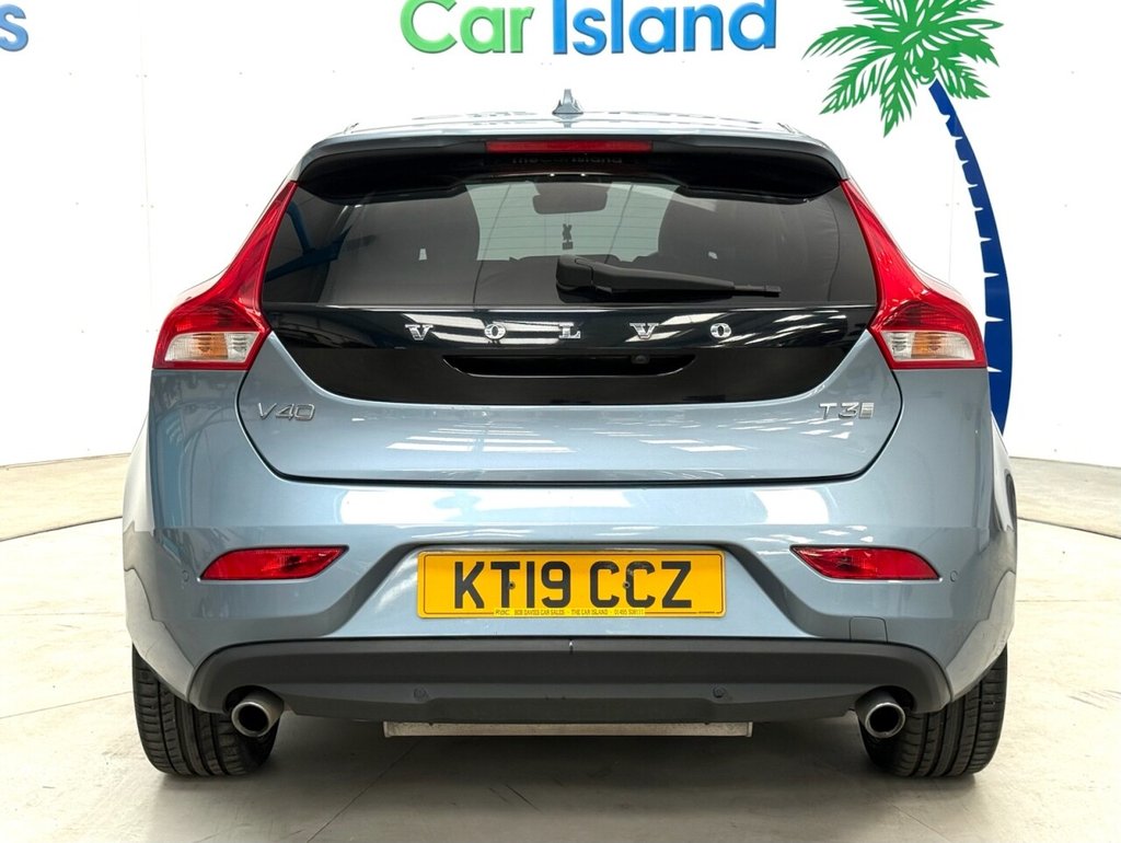 Used Volvo V40 2019 for sale - 76569760: Photo 7