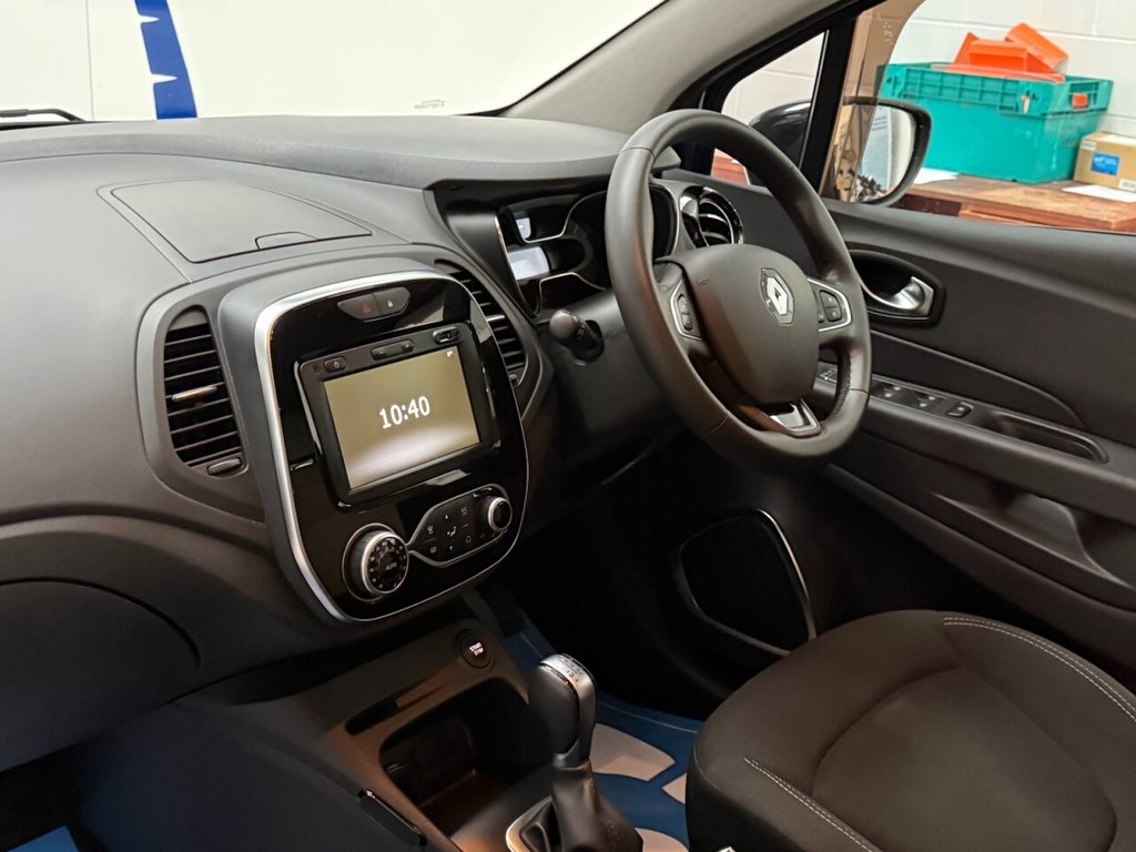 Used Renault Captur 2019 for sale - 76962507: Photo 4