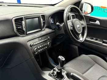 Used Kia Sportage 2017 for sale - 76445736: Photo