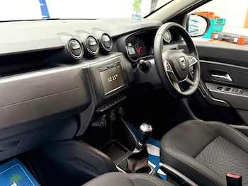 Used Dacia Duster 2020 for sale - 77780845: Photo