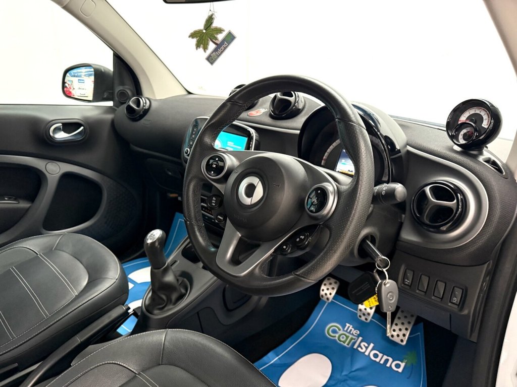 Used smart fortwo 2016 for sale - 76267195: Photo 15