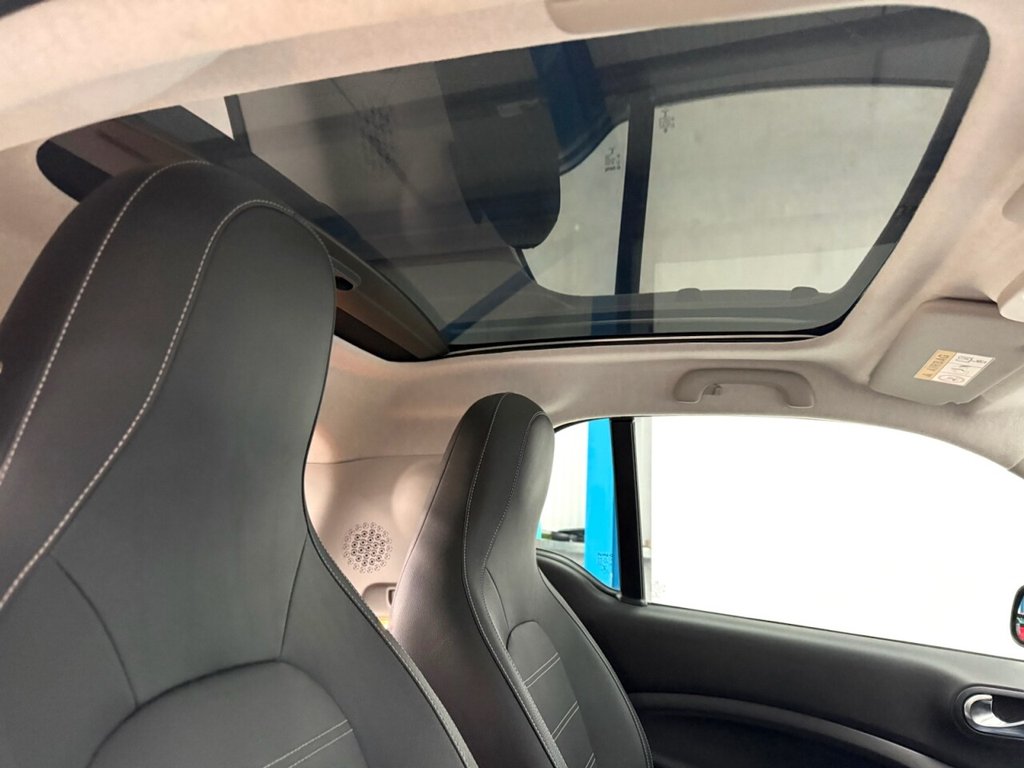 Used smart fortwo 2016 for sale - 76267195: Photo 18