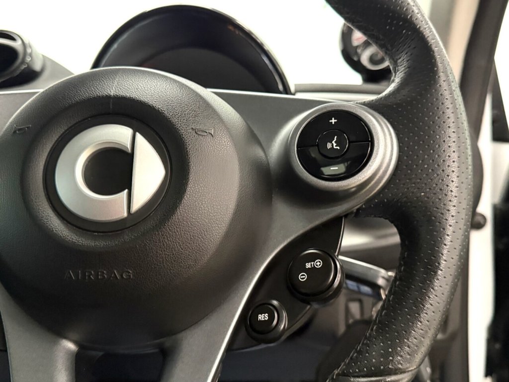 Used smart fortwo 2016 for sale - 76267195: Photo 22