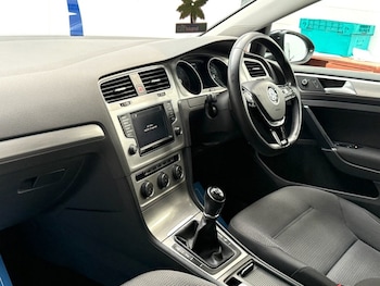 Used Volkswagen Golf 2016 for sale - 75488264: Photo