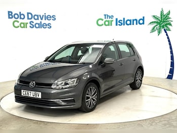 Used Volkswagen Golf 2017 for sale - 78738482: Photo