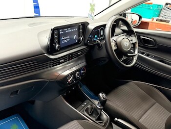 Used Hyundai i20 2023 for sale - 78110970: Photo