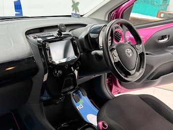 Used Toyota AYGO 2018 for sale - 79313618: Photo
