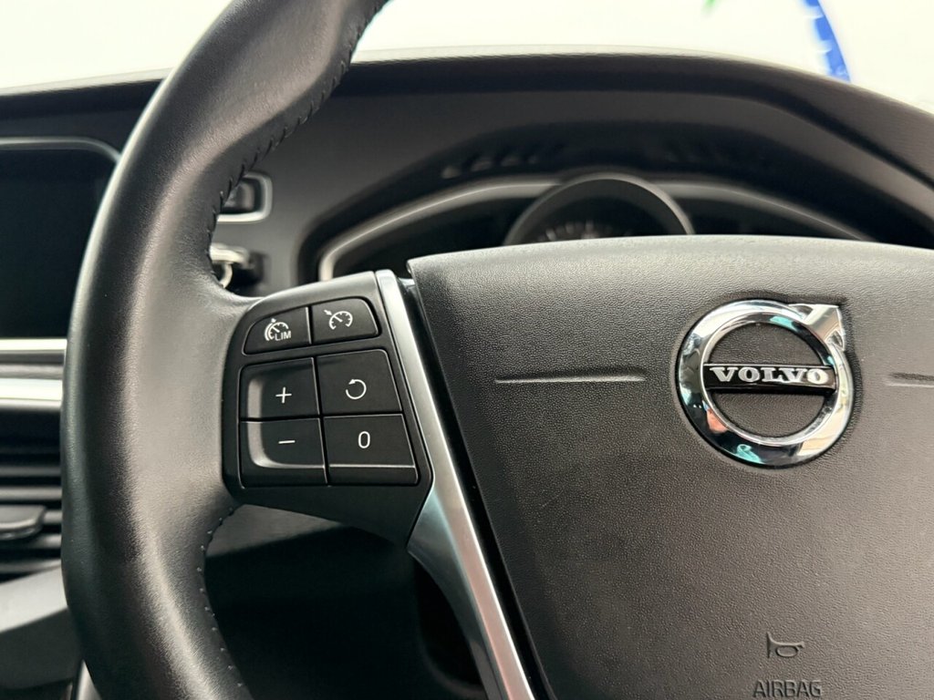 Used Volvo V40 2018 for sale - 78003480: Photo 16