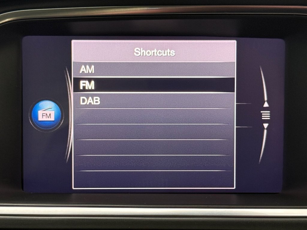 Used Volvo V40 2018 for sale - 78003480: Photo 21