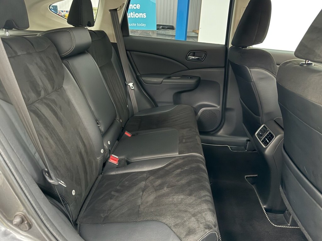 Used Honda CR-V 2018 for sale - 77680780: Photo 28